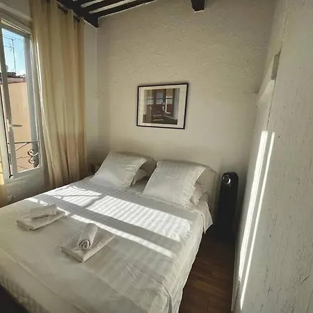 Appartement Old Antibes, One Bed App, In Front Of The Port! Extérieur photo