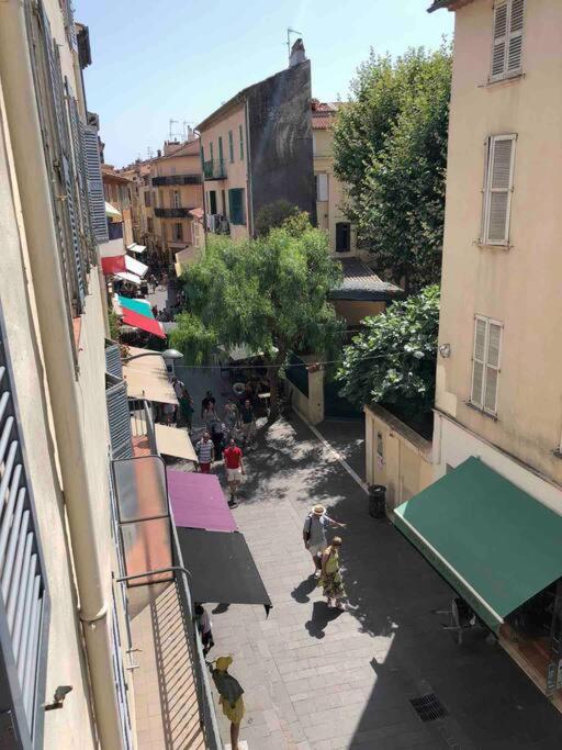 Apartment Old Antibes, One Bed App, In Front Of The Port! Antibes